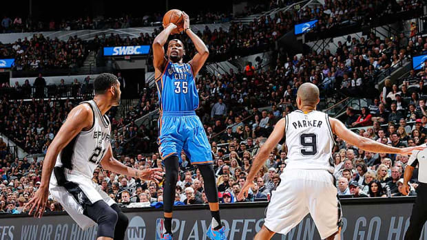 durant-vs.-spurs-game-2.jpg